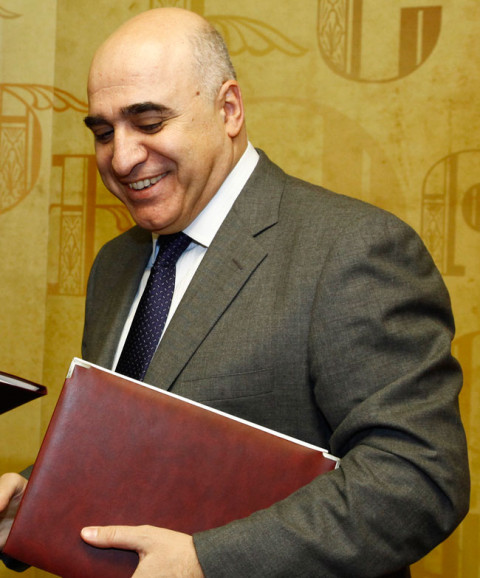 Կիսաձայն բողոք