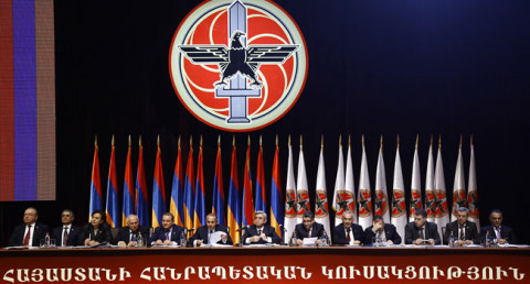 Կոալիցիոն առաջարկի որոնումներում