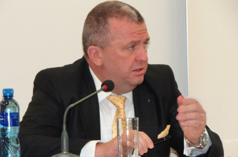 Romanian Ambassador to Armenia Remains in Office