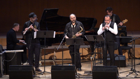 Authentic Light Orchestra․ հայկական մեղեդի, շվեյցարական կատարում