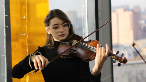 Violin Revolution. Շնորհավոր Ամանոր