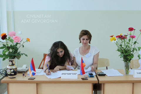 Արցախն ընտրում է. ֆոտոշարք