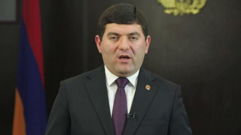 Դատախազը որոշել է ժամանակավորապես դադարեցնել Մասիսի քաղաքապետի ու տեղակալի պաշտոնավարումը