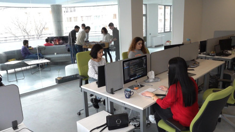 Կոտրելով կարծրատիպերը․ կանայք՝ հայաստանյան ՏՏ ոլորտում