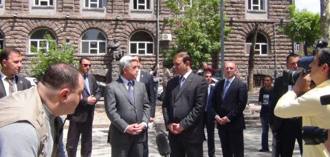 Սերժ Սարգսյանը Մաշտոցի այգում