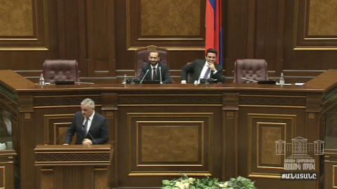 Ի՞նչ է անում ՀՀ մաքսային ներկայացուցիչը Վերին Լարսում