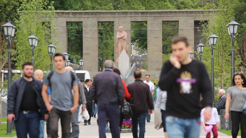 Երևանում բացվեց 2800-ամյակի այգին