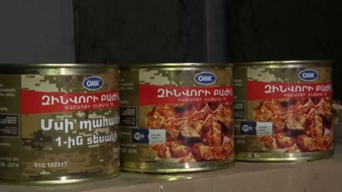 Բերման են ենթարկվել ԵԿՄ անդամներ՝ «Զինվորի բաժին» պահածոներով լի մեքենաներով
