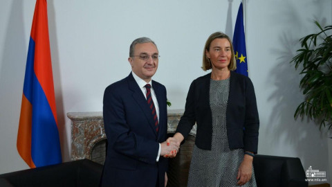 ԵՄ բարձր հանձնակատարը ողջունել է Հայաստանում տեղի ունեցած փոփոխությունների խաղաղ բնույթը