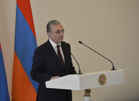 Մեզ համար էական է պահպանել ԼՂ բանակցությունների դինամիկան․ Զոհրաբ Մնացականյան