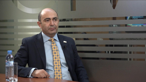 Ռազմաճակատում բեկման շեմին ենք․ զրույց Էդմոն Մարուքյանի հետ