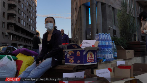 Քաղաքացիները՝ առաջնագծի համար․ ֆոտոշարք