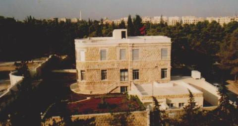Սուրիահայ, Դուն հայրենիք ունիս, պետութիւն ունիս