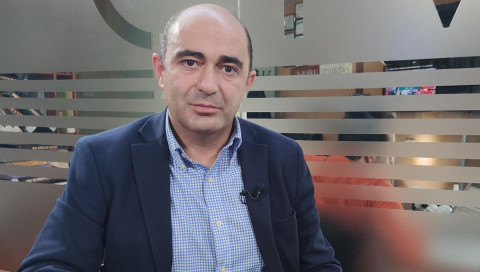 Ռուսաստանի միջնորդությամբ ժամ առաջ դադարեցնել պատերազմը. Էդմոն Մարուքյան