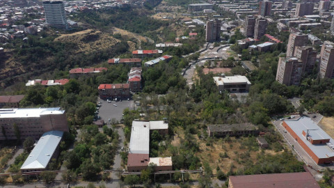 «Ֆիզգորոդոկ»․ նոր բարձրահարկ, բնակիչների բողոք և «քաղաքաշինական նորմեր»