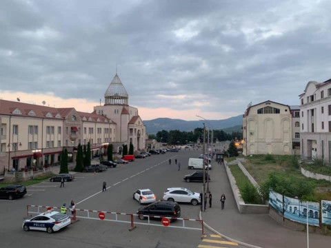 Որբացած ենք իրարմէ