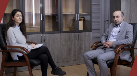 Արցախի բանակը և ռուս խաղաղապահներն Արցախի անվտանգության երկու հիմնական երաշխիքներն են․ զրույց Հայկ Խանումյանի հետ