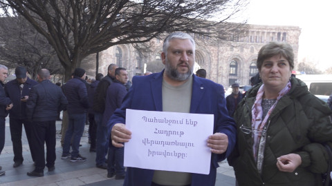 Վերադարձնել հայրենիքն ու ճանաչել Արցախը․ հադրութցիների բողոքը