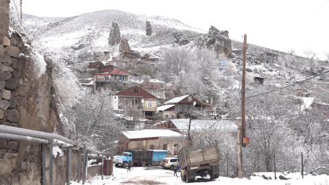 Խոզնավար. ադրբեջանական բանակը՝ գյուղի «գլխին»