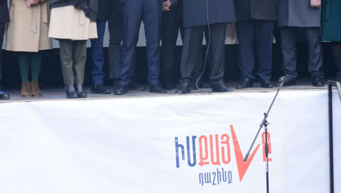 Եվ այդ անբարոն դո՛ւ ես, դո՛ւ ես, դո՛ւ ես…