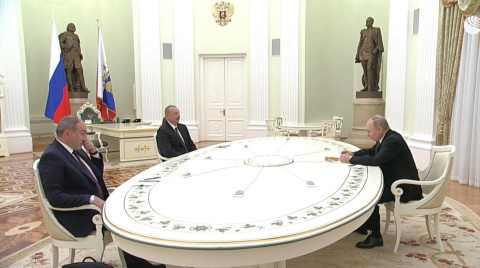 Putin Sees Prerequisites for a Comprehensive Settlement in Karabakh