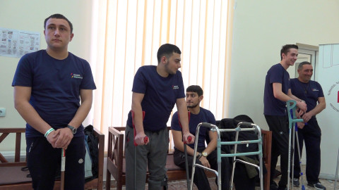 Առաջին քայլերը պրոթեզով․ Արամ Արզումանյանի պատմությունը