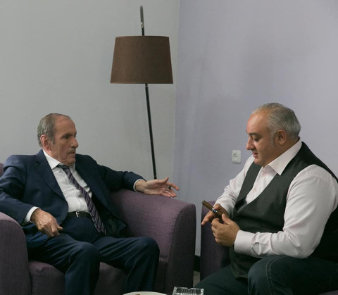 Մի՛ սպասեք, որ որևէ հայ ասի՝ կարող եմ լուծել Ղարաբաղի հարցը, սա ցնորք է․ Տեր-Պետրոսյան