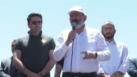 Ասֆալտին փռելու նոր սպառնալիքներ․ քարոզարշավի տասներորդ օրը