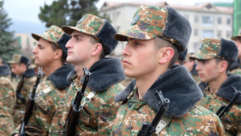 ՁայնաZOOM. Զինվորների երդման արարողությանը՝ կորոնայի թեստով