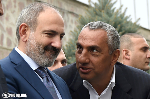 Նվիրատվություն Ալեքսանյանից՝ ՊԵԿ-ին, արտոնություն Ալեքսանյանին՝ կառավարությունից