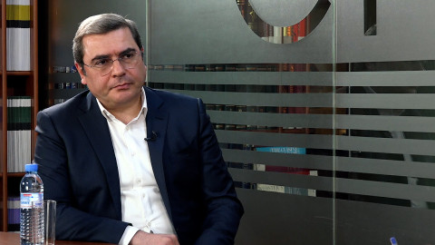 Օլիգարխիա, քաղաքական հովանավորչություն, կառավարություն և բիզնես. զրույց Դավիթ Անանյանի հետ