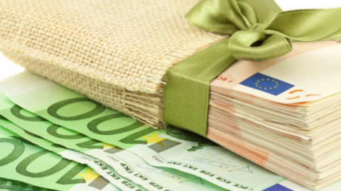 Դրամաշնորհներ՝ Հայաստանին․ ովքեր, երբ և որքան