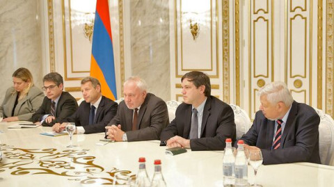 Россия более не заинтересована в сохранении формата Минской группы
