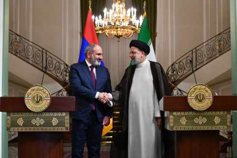 Փաշինյանն ու Ռայիսին քննարկել են երկկողմ և տարածաշրջանային հարցեր