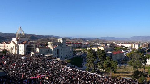 Հանրահավաք, Սահմանադրություն և Ռուբեն Վարդանյան․ Արցախում փոփոխությունների շաբաթ էր