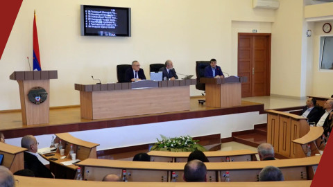 Նոր սահմանադրությունն անպետք դուրս եկավ․ Արցախն այս շաբաթ