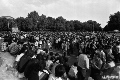 1988-ի այդ օրը․ ԽՍՀՄ առաջին ուսանողական նստացույցը