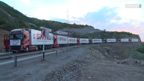 Азербайджан не пропускает гуманитарную помощь в Нагорный Карабах