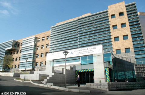 Ohio University journalism professors lead workshops at AUA