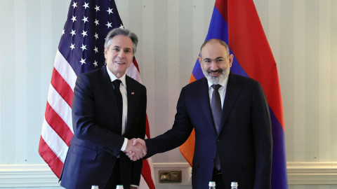 Փաշինյանն ու Բլինքենը քննարկել են խաղաղության գործընթացին, սահմանազատմանը վերաբերող հարցեր