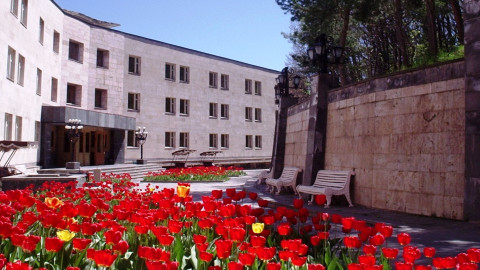 Ի շահ պետությա՞ն, թե՝ առանձին մարդկանց