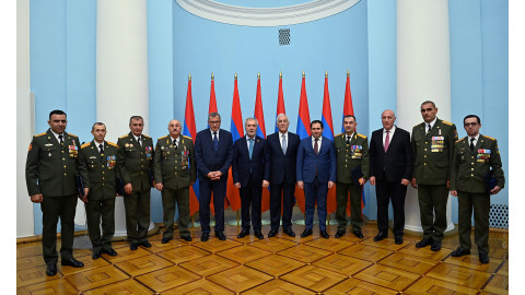 Ո՞վ էր Կիրանցում առանց պետհամարանիշի մեքենայի մեջ նստած անձը