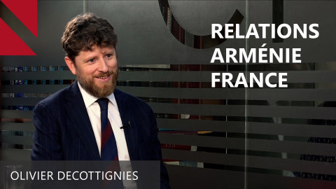 “La délimitation signifie aussi que l'Azerbaïdjan doit se retirer des territoires arméniens”