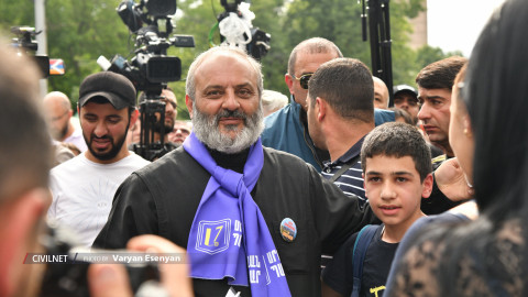 Opposition activist, bishop Bagrat Galstanyan under arrest for alleged coup participation