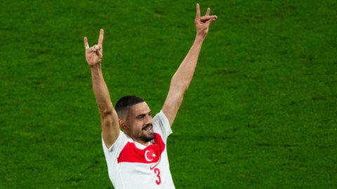 Turkish Football Player Suspended for ‘Grey Wolf Salute’
