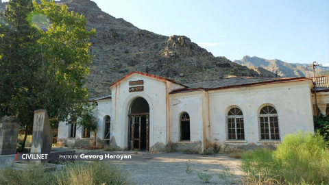 Մեղրիի ուրվական կայարանը․ ֆոտոշարք