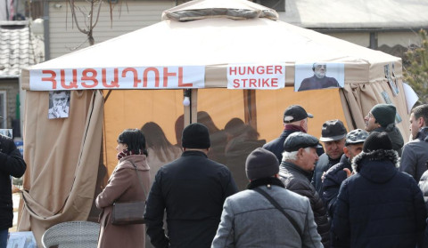 Մանե Թանդիլյանի առողջական վիճակը լավ չէ․ բժիշկները հորդորում են դադարեցնել հացադուլը․ Մեսրոպ Առաքելյան