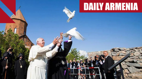 Armenian leaders pay tribute to the late Pope Francis