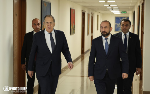 Մոսկվան շահագրգռված է Երևանի և Բաքվի միջև հարաբերությունների լիակատար կարգավորմամբ․ Լավրով