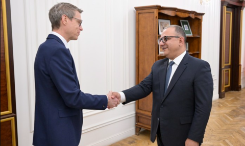 Armenia’s Deputy PM receives Regional President of Philip Morris International